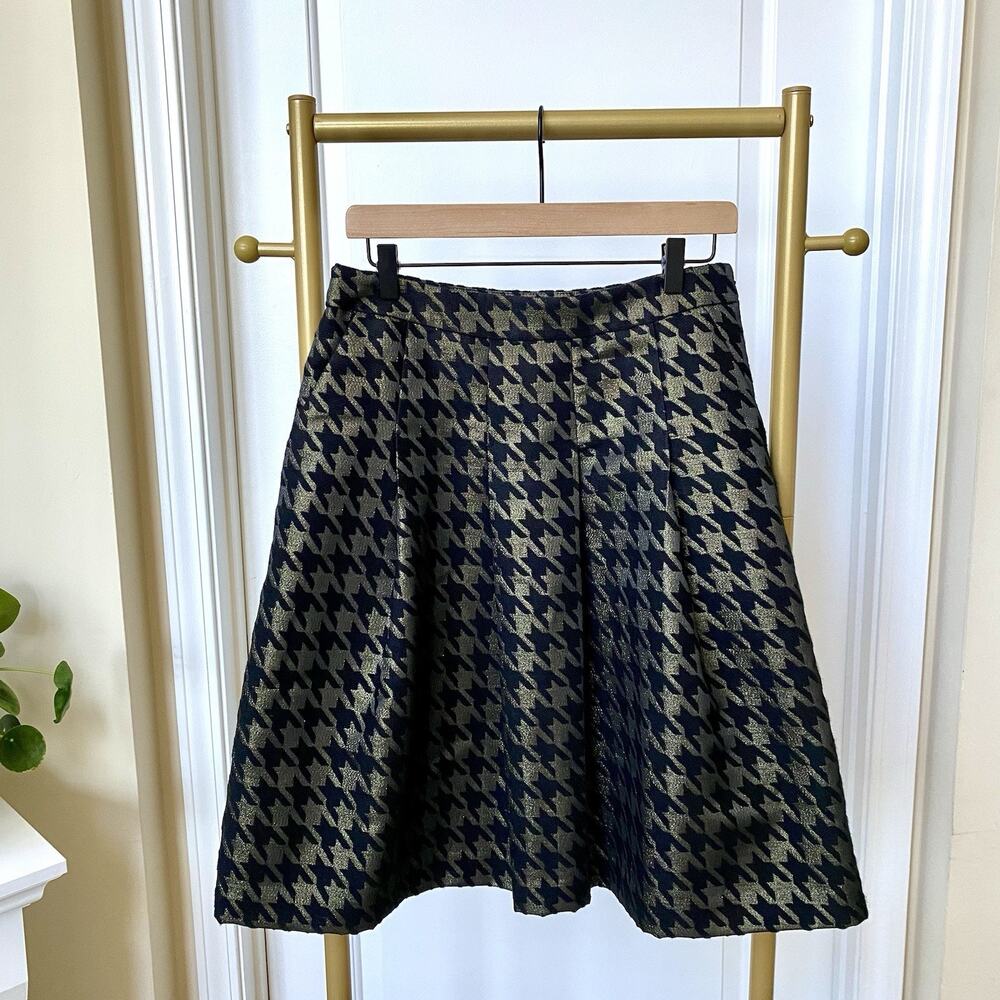 Ann Taylor Black and Gold Shimmer Houndstooth Full Skirt Size 4 EUC